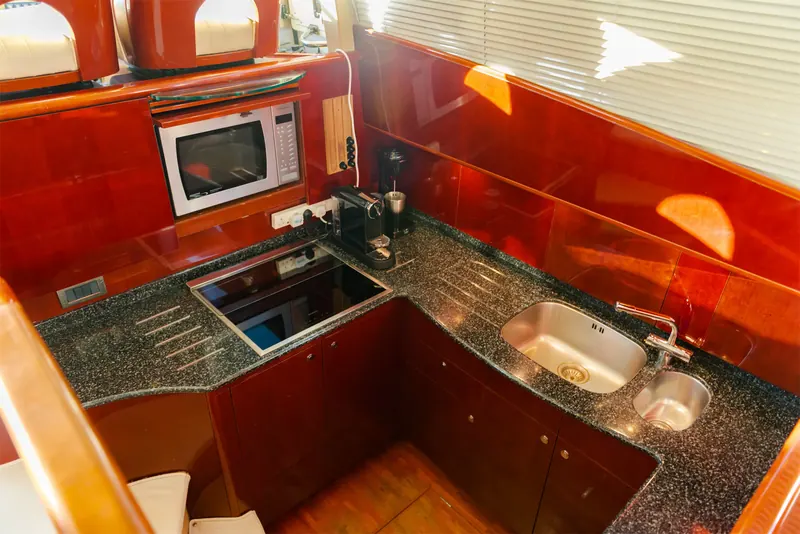 Princess 61