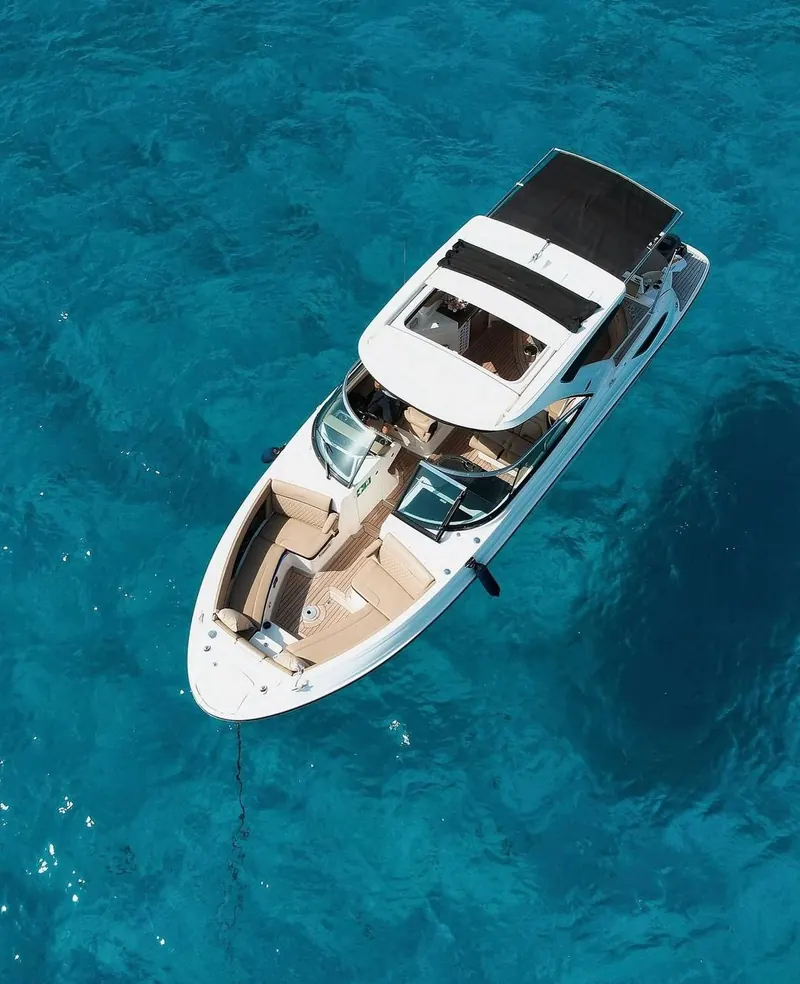 Sea Ray SLX350