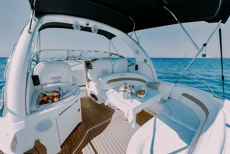 Sea Ray 375