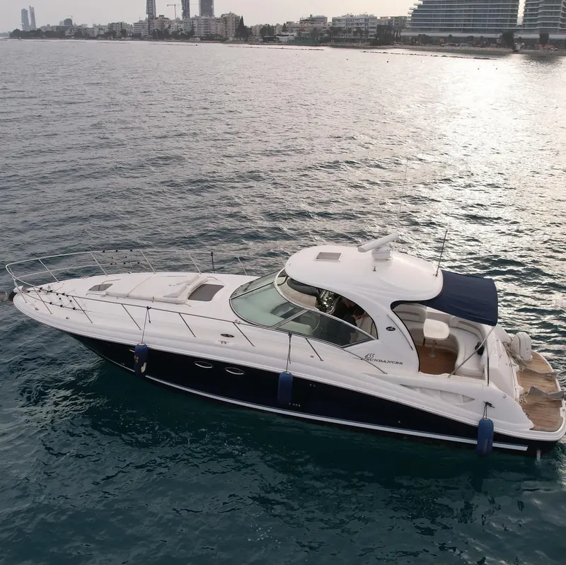 Sea Ray 455 — Limassol