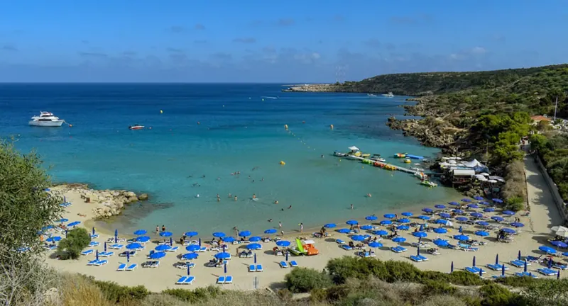 Konnos Bay